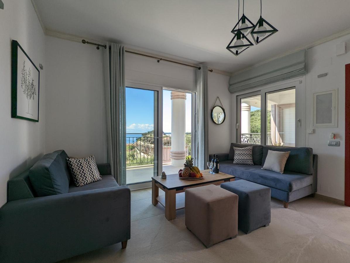Natura Luxury Suites パルガ エクステリア 写真
