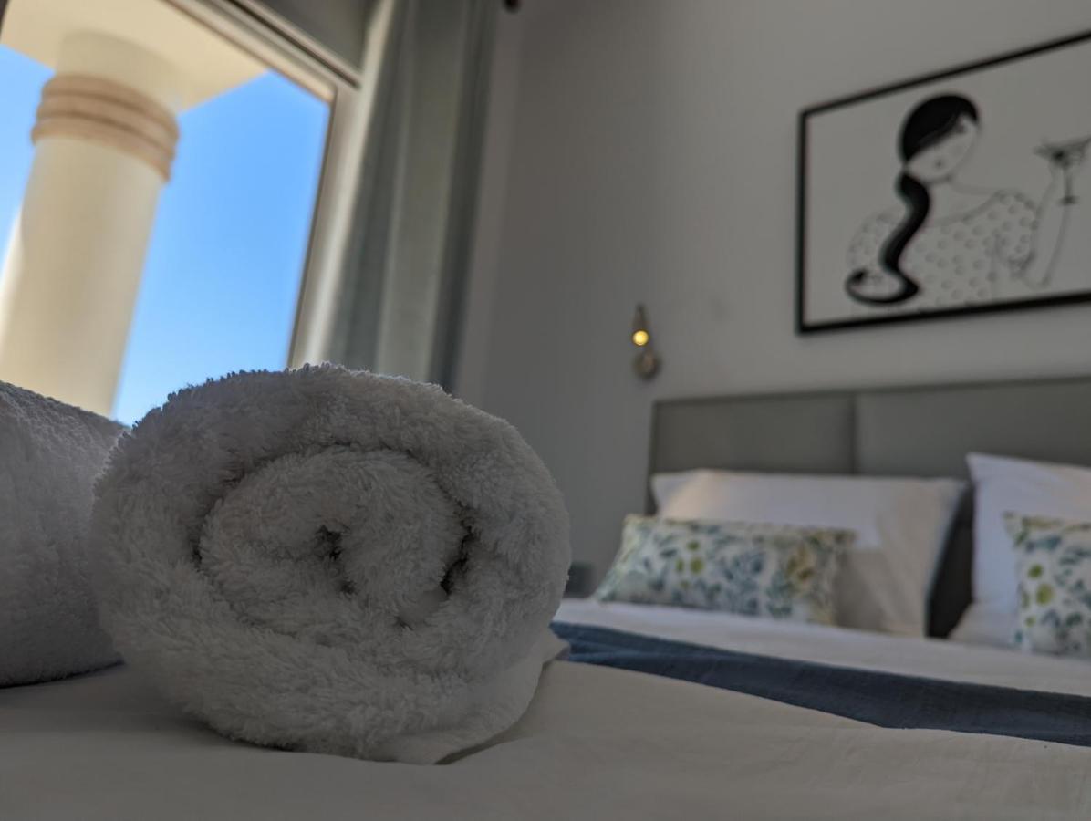 Natura Luxury Suites パルガ エクステリア 写真