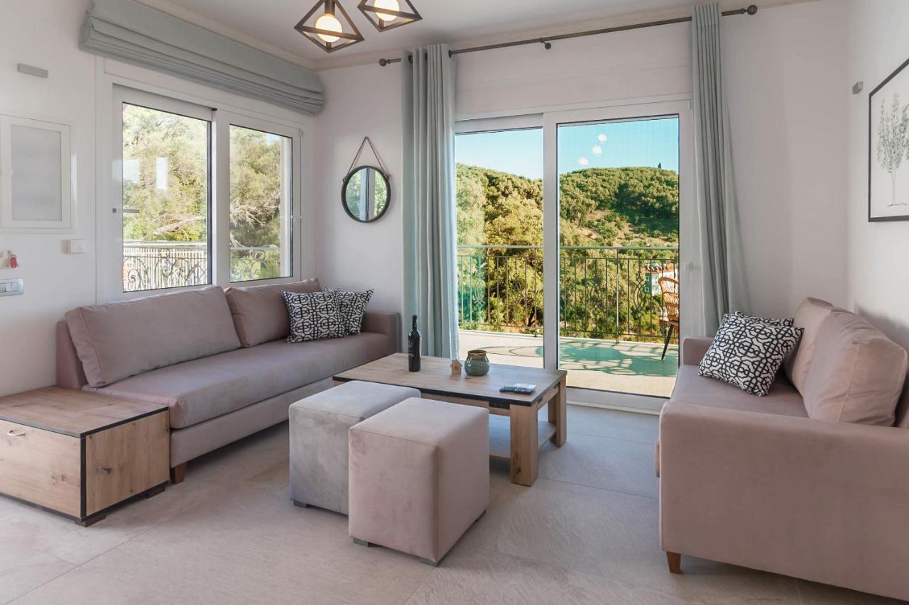 Natura Luxury Suites パルガ エクステリア 写真